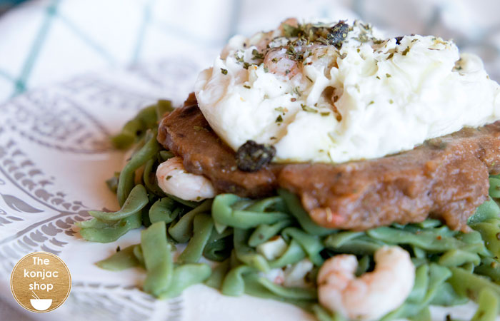fetu-konjac-espinacas-con-crema-berenjena