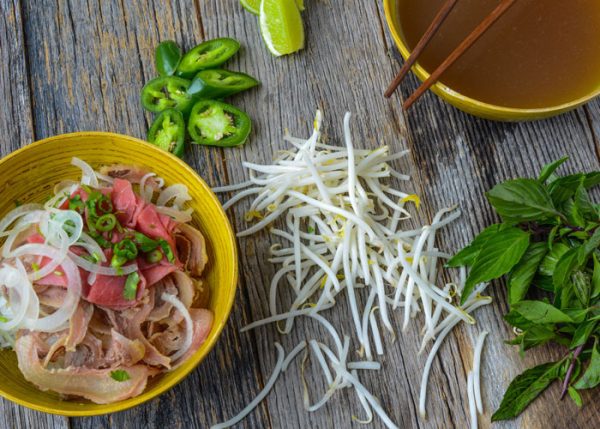 viet-soup Ingredientes Básicos de la Sopa Vietnamita